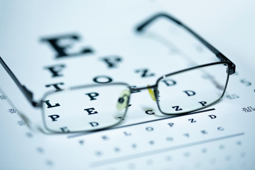 se faire rembourser des lunettes et des verres de contact